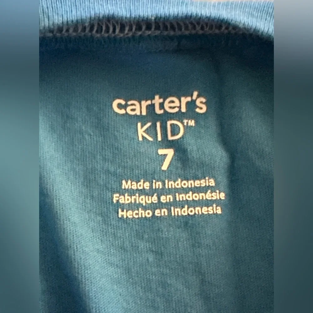 Carter’s boys long sleeve basketball tee in blue and white| size: 7